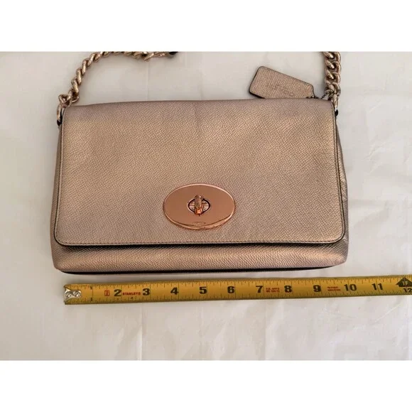 Leather Rose Gold COACH  Purse - 2014 Coach Bag - Authentic Coach Turn Lock Bag - Picture 12 of 16